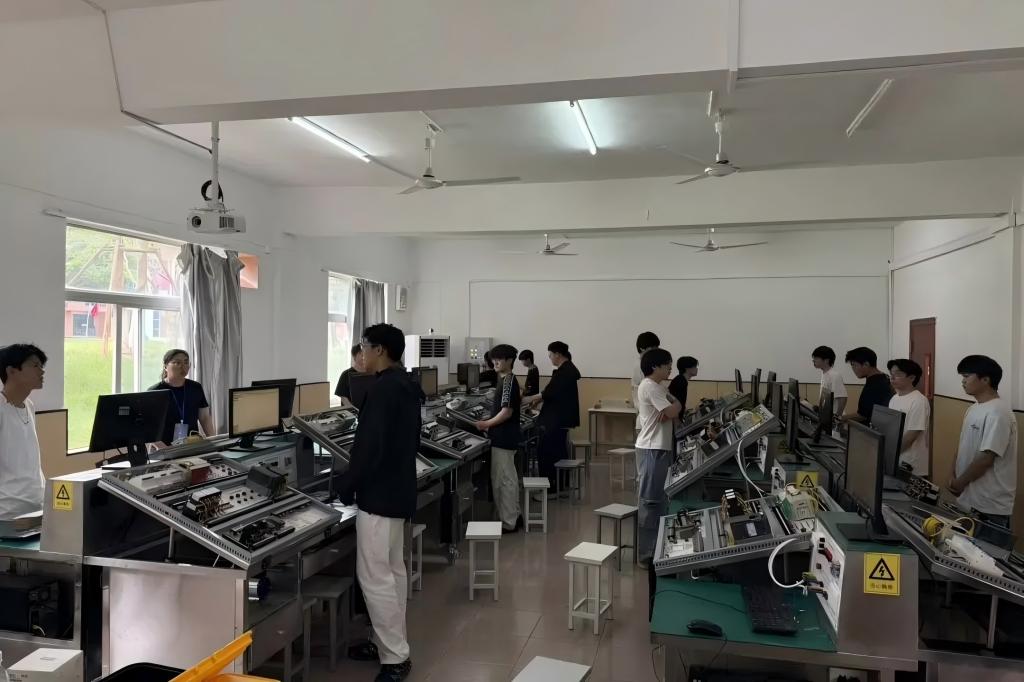 技能赋能 持证启航 | 我院中级维修电工考证培训圆满开展
